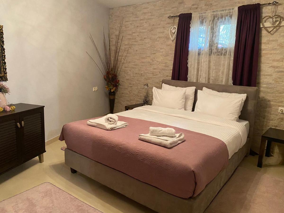 In The Castle - House Apartment